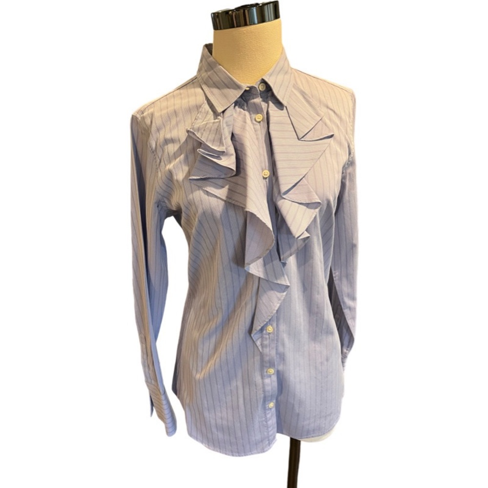 Professional Banana Republic Button down pinstriped blue shirt